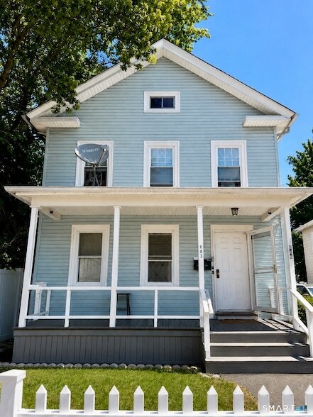 Building Photo - 683 Washington Ave Unit 2