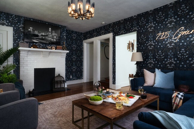 Photo - 715 Grandin Rd Unit ID1300974P