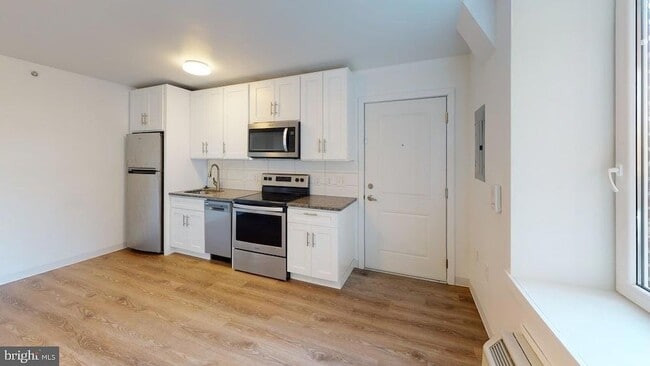 Photo - 5850 N 13th St Unit 102