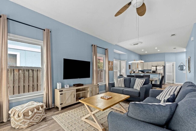 Photo - 4765 Calatrava Ct Unit ID1285934P