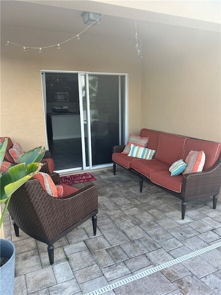 Photo - 3280 Roxbury Pl SW