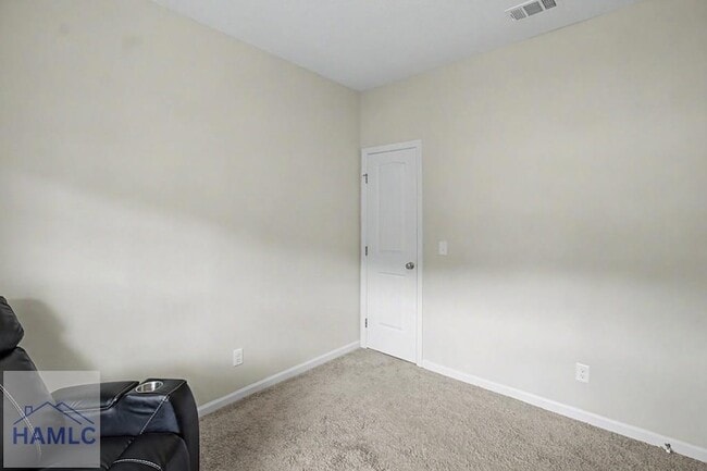 Photo - 14 Herty Ln