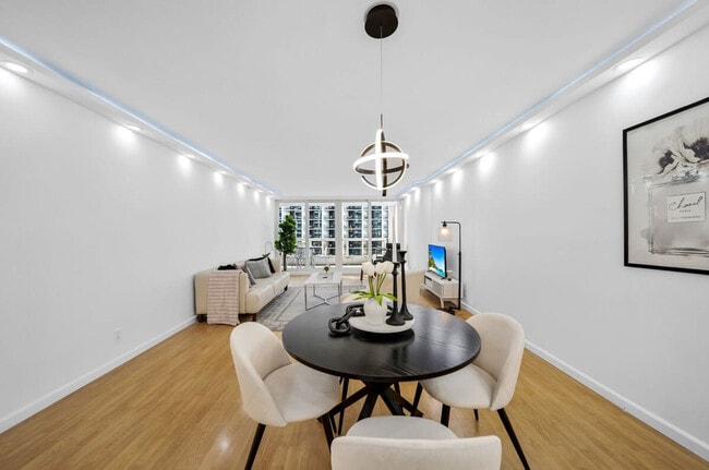 Photo - 1717 N Bayshore Dr Unit ID1054089P