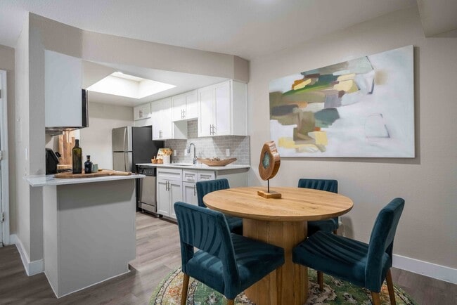 Platinum Kitchen & Dining - Cala Paradise Valley