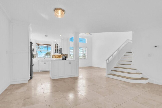 Photo - 705 Mainsail Cir