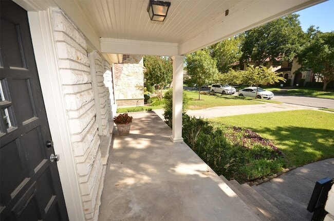 Photo - 6611 Anita St
