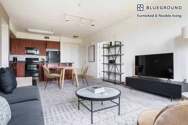 Photo - 24 Union Square Unit FL5-ID1386