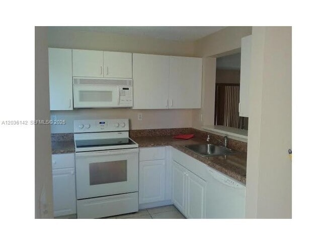Photo - 15741 SW 137th Ave Unit 204