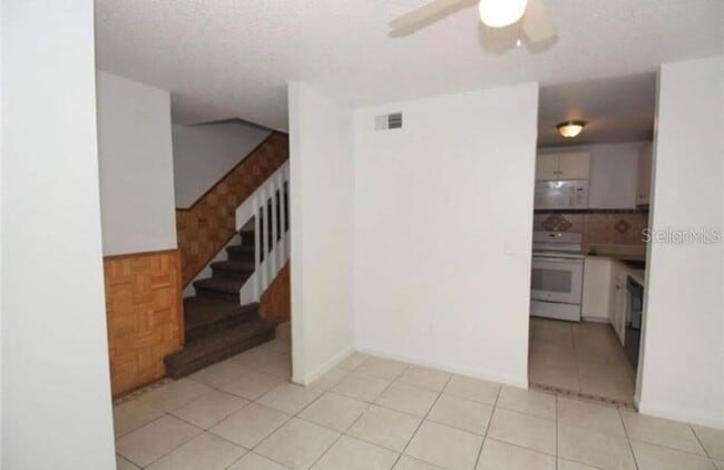 Photo - 2332 Huntington Green Ct Unit 7