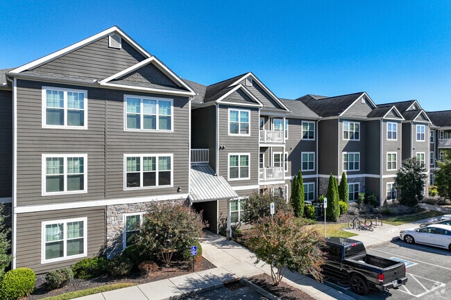 Photo - Ridge at Hamilton Crossing