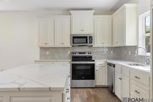 Photo - 6908 Goya Ave