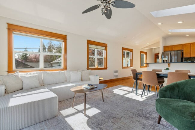 Photo - 3006 SW Hinds St Unit SI ID1499147P