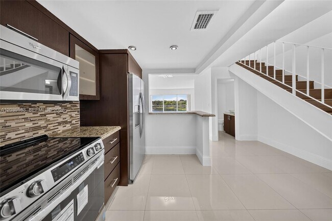 Photo - 9351 Fontainebleau Blvd Unit B415