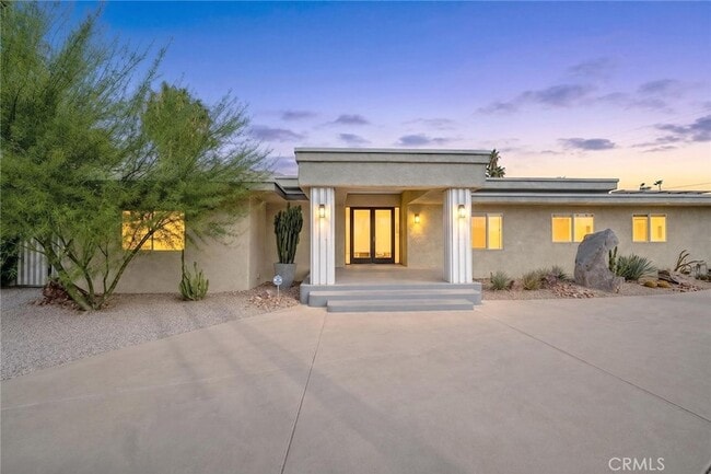 Photo - 1600 Palm Tree Dr