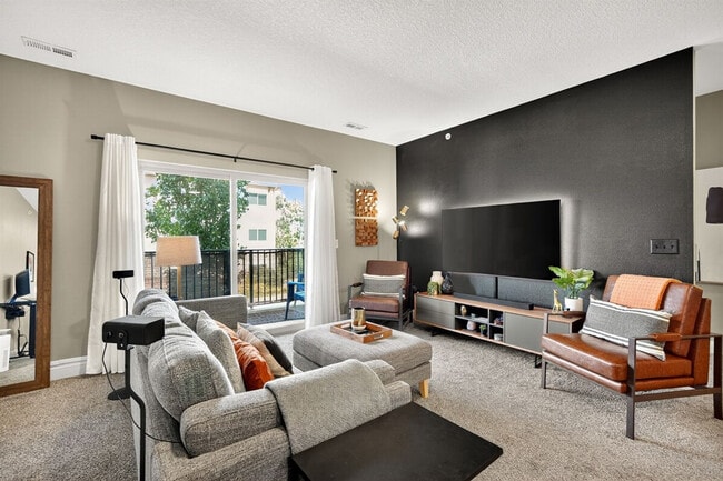 Building Photo - 8350 Cascade Ave Unit ID1288620P