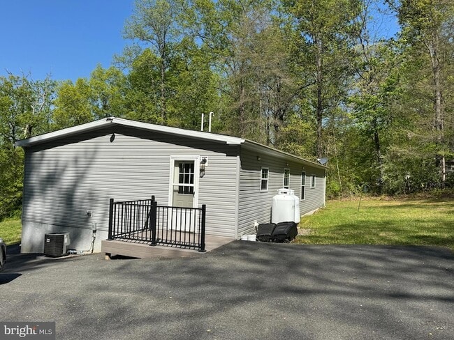 Photo - 57 Woodside Dr
