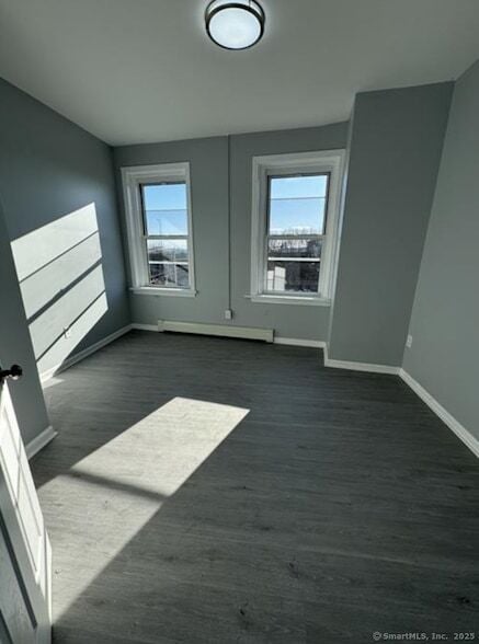 Photo - 413 E Main St Unit 2