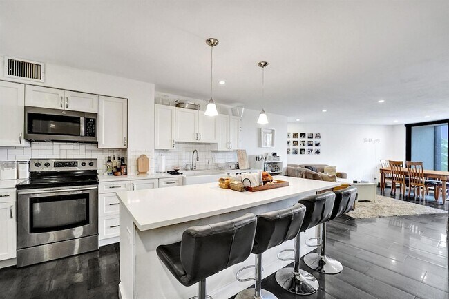Photo - 3800 N Hills Dr Unit 301