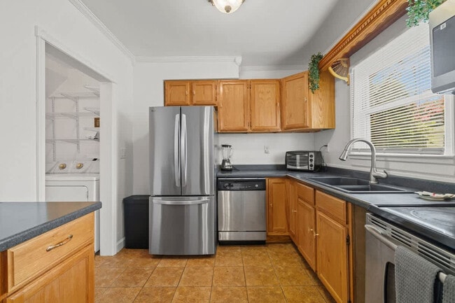 Photo - 174 Cherry St Unit ID1310515P