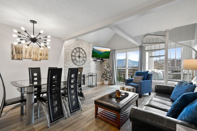 Building Photo - 1260 Ski View Dr Unit ID1268114P