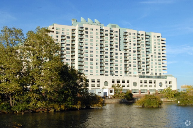 Photo - Dockside Luxury Apartments