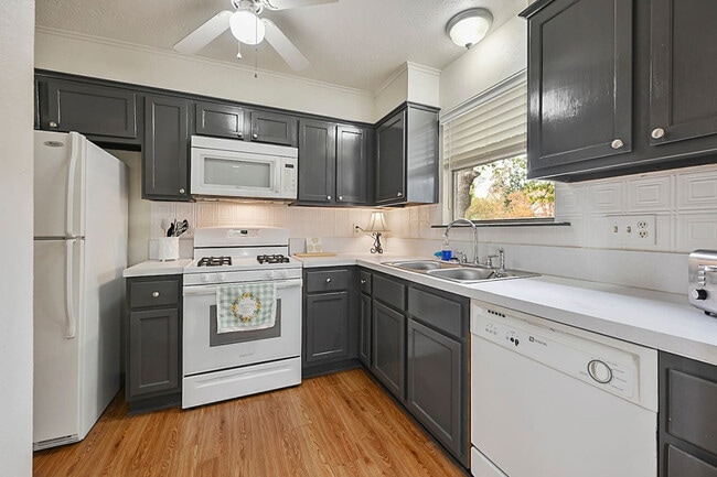 Photo - 3906 Sioux Cir Unit ID1328070P