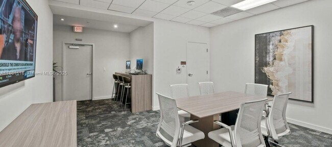 Photo - 591 Evernia St Unit A6