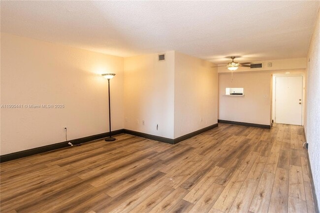 Photo - 10500 SW 108th Ave Unit B216