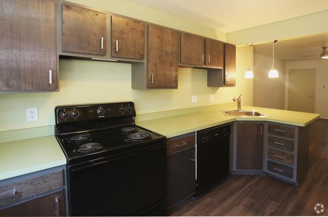 2BR1BA-Kitche - Q @ Nob Hill