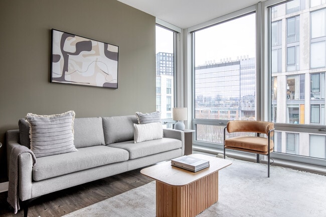 Building Photo - 2 Leighton St Unit FL4-ID1297