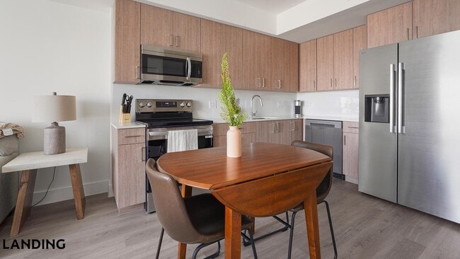 Photo - 1025 E 25th St Unit 613