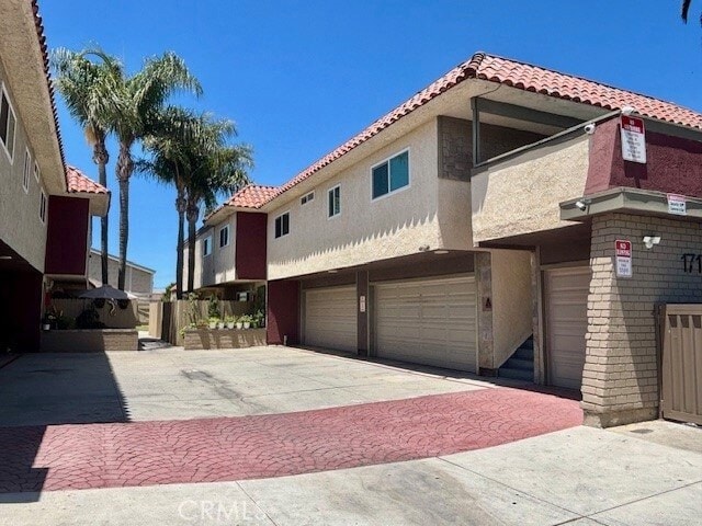 Building Photo - 17171 Elm Lane Unit A