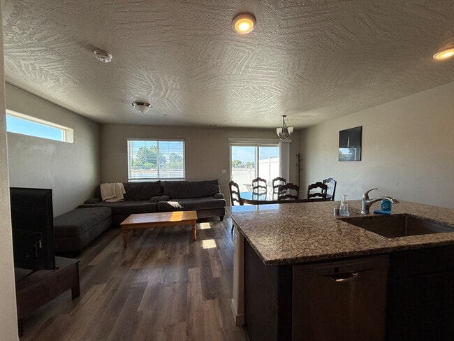 Photo - 20 N Jefferson St Unit SI ID1505662P