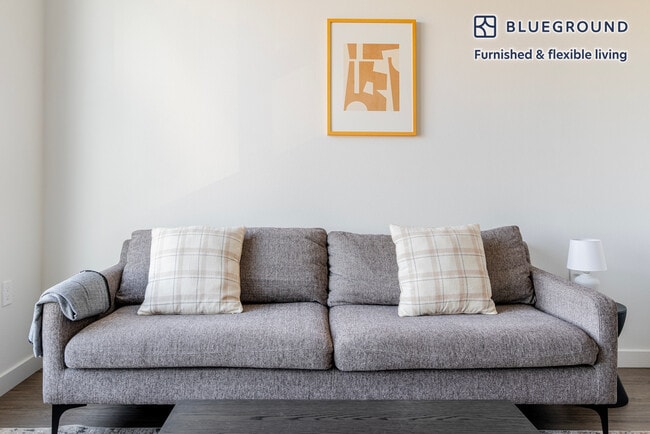 Photo - 815 Old County Rd Unit FL3-ID1920