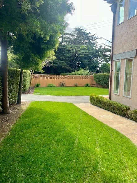 Photo - 445 Purisima Way