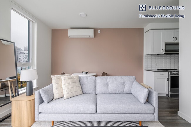 Photo - 1000 E Yesler Wy Unit FL8-ID852