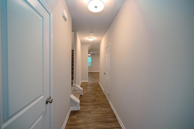 Photo - 3177 Meadowstone Ln SW