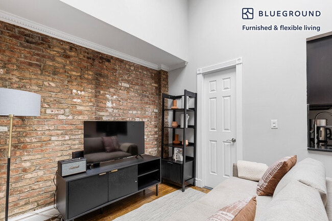 Photo - 120 Christopher St Unit FL5-ID1886