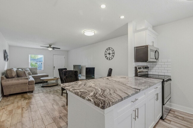 Photo - 3909 W Cleveland St Unit ID1371163P