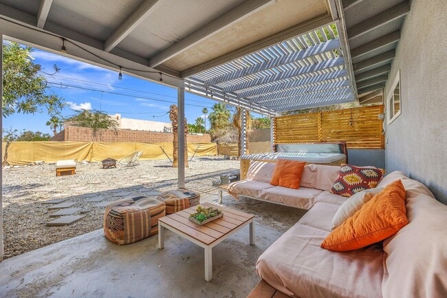 Photo - 13215 Deodar Ave