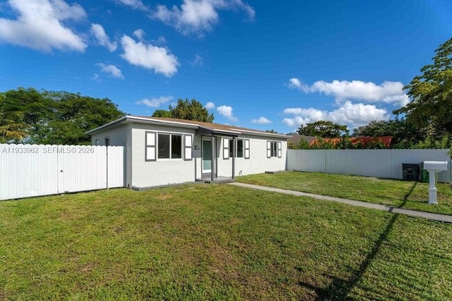 Photo - 1265 NE 142nd St