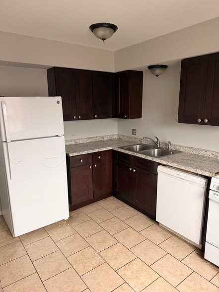 Photo - 10479 Dearlove Rd Unit 2A