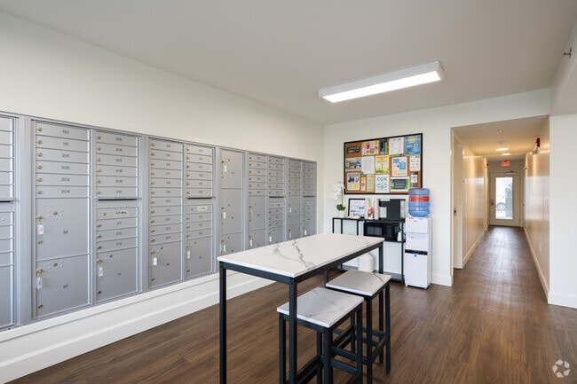 Lobby - The Heights at Gateway Park