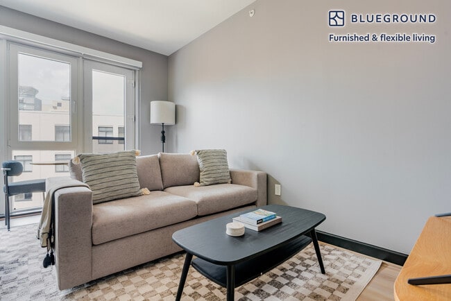 Building Photo - 1313 L St NW Unit FL8-ID1112