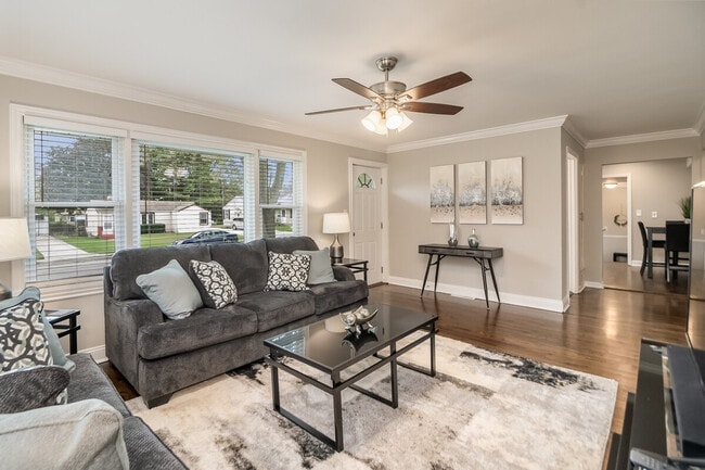 Photo - 823 Jay St Unit ID1285082P