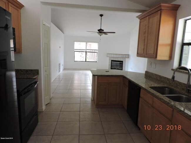 Photo - 2195 Ladner Rd NE