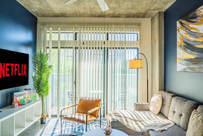 Photo - 333 E Roosevelt St Unit ID1263021P