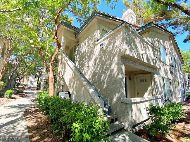 Building Photo - 3061 Key Largo Dr Unit 204