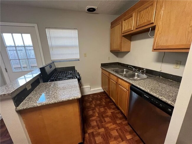 Photo - 2222 Florida Ave