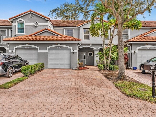 Building Photo - 21018 Vía Eden